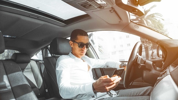 teen and distracted driving