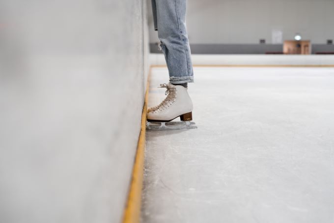 Skates