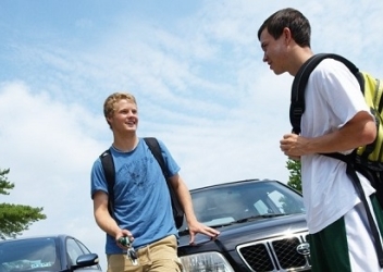 teens need safe cars