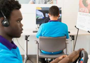 Teens take virtual driving assessment